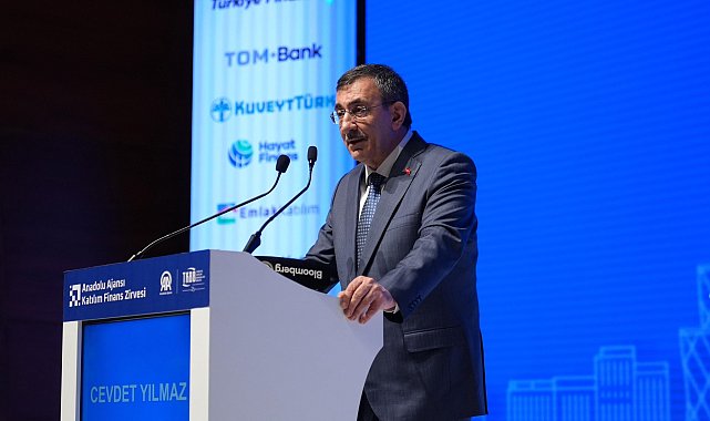 Cevdet Yılmaz: İstanbul'u küresel ölçekte öne çıkan katılım finans merkezi yapma kararlılığımızı sürdüreceğiz
