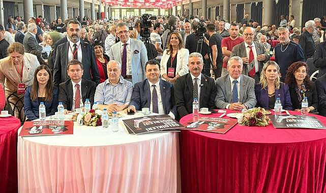 CHP Bursa teşkilatı bayramlaştı