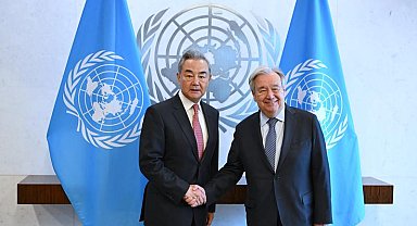 Çin Dışişleri Bakanı Wang, BM Genel Sekreteri Guterres ile bir araya geldi