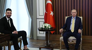 Cumhurbaşkanı Erdoğan, milli basketbolcu Şengün'ü kabul etti