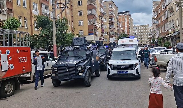 Diyarbakır'da tekme ve yumruklu kavga; 3 yaralı