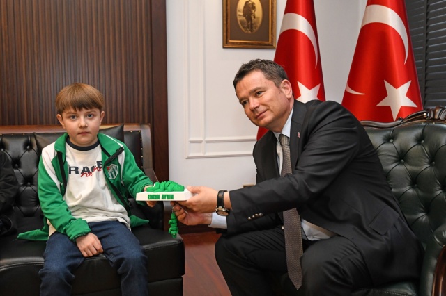 DMD Hastası Yağız Efe Destek Bekliyor