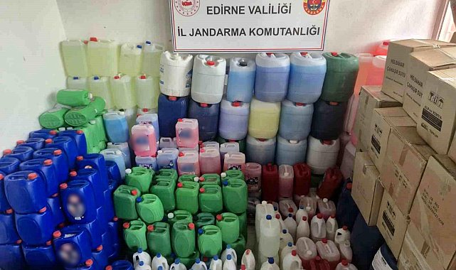 Edirne'de 4 bin 613 litre sahte sıvı deterjan ve ham maddesi ele geçirildi