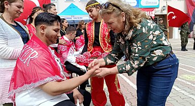 Edirne'de engelli bireylere temsili asker uğurlama töreni
