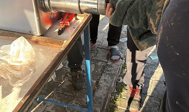 Elini kıyma makinesine kaptıran esnaf yaralandı