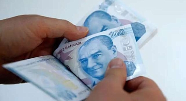 Emekli maaşları ile bayram ikramiyelerinin ödeme tarihi belli oldu