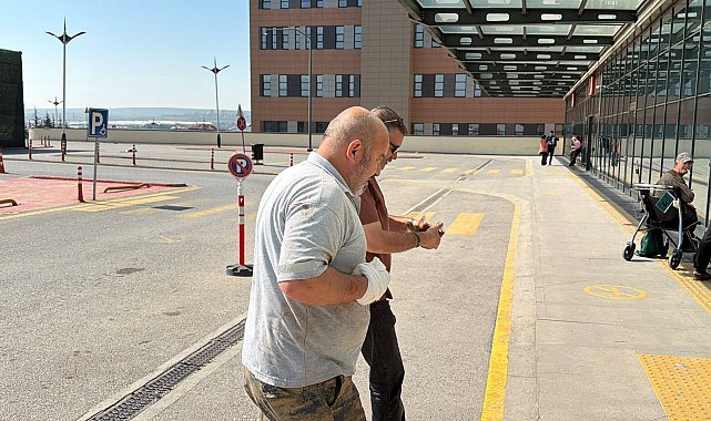 Eskişehir'de kesim sırasında kendilerini yaraladılar