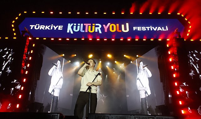 Eskişehir'de Poizi konserine yoğun ilgi