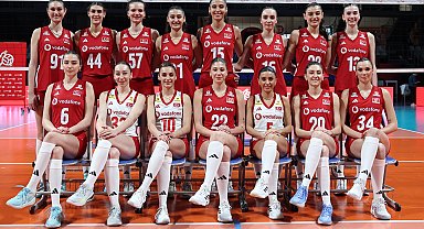 Filenin Sultanları, Polonya'yı 3-2 mağlup etti