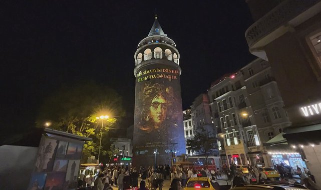 Galata Kulesi'nde kültür varlığı kaçakçılığına karşı ışık gösterisi gerçekleştirildi