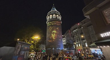 Galata Kulesi'nde kültür varlığı kaçakçılığına karşı ışık gösterisi gerçekleştirildi