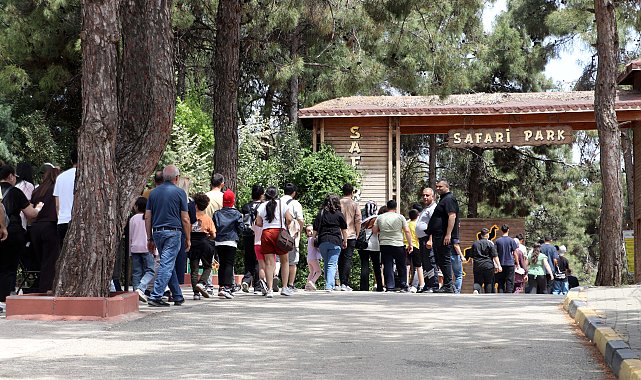 Gaziantep Doğal Yaşam Parkı'nda ziyaretçi yoğunluğu
