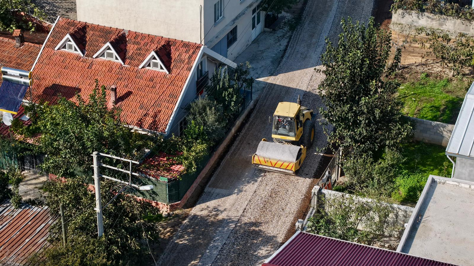 Gemlik Belediyesi’nden Kumsaz'da Yol Çalışması