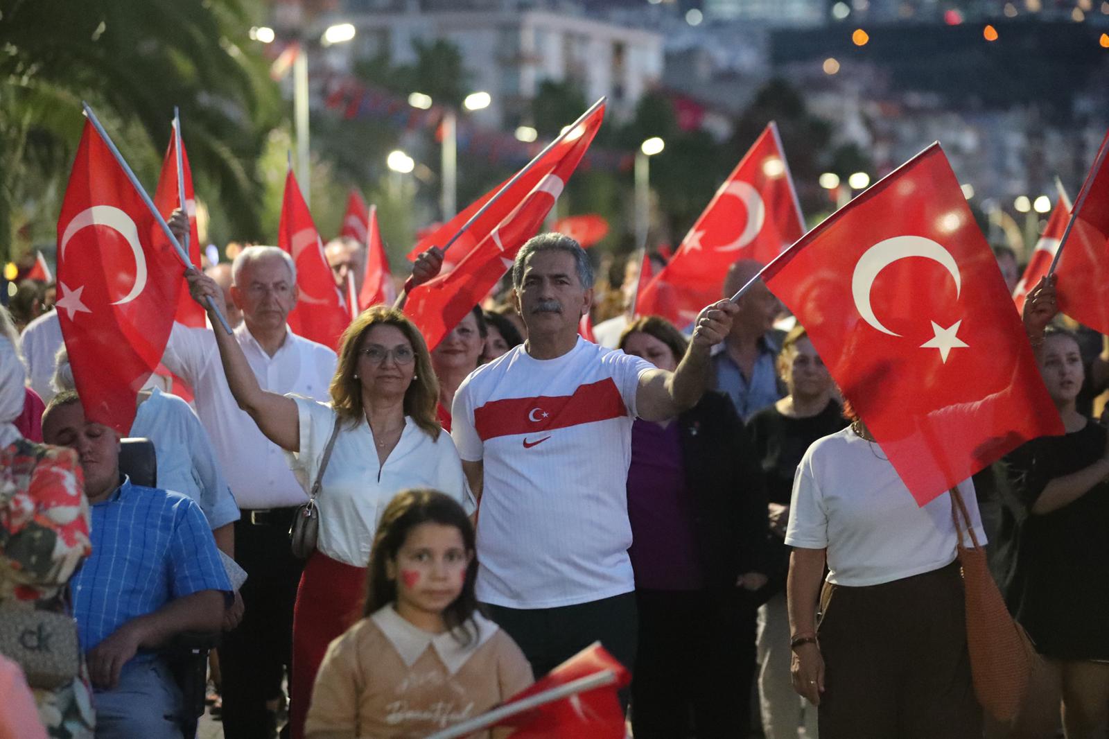 Gemlik'te Zafer Coşkusu