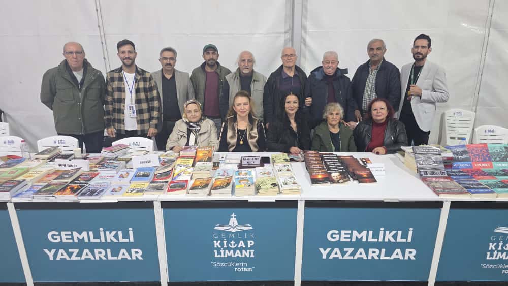 Gemlikli Yazarlar Kitap Limanı'nda