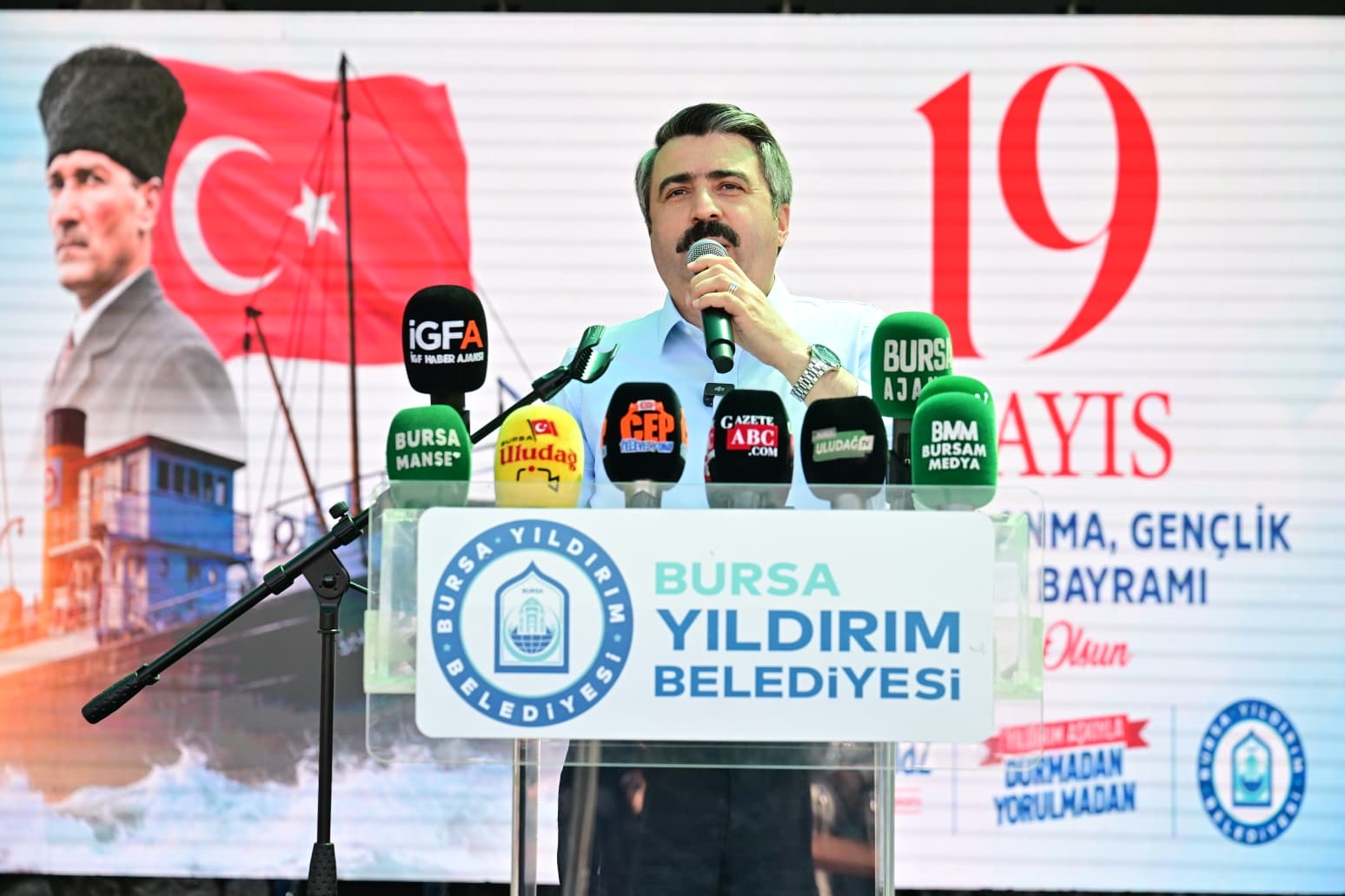 Gençler bilim ve teknoloji festivalinde buluştu