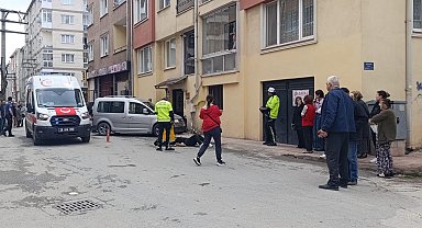 Hafif ticari araç, 3 yayaya çarptı