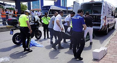 Hafif ticari aracın çarptığı çocuk öldü