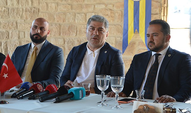 Hakan Safi: Dünya yıldızlarını getirip Fenerbahçe'ye entegre edeceğiz