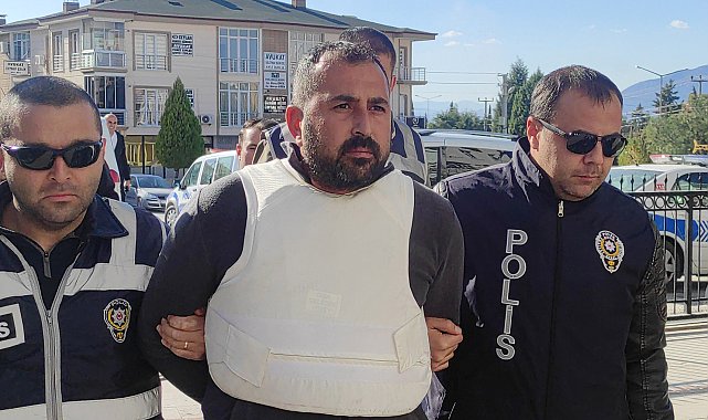 Husumetlisi öldüren sanığın cezası bozuldu, yeniden yargılanıyor