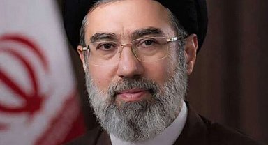 İran lideri Hamaney: İki küresel terörist orduya karşı eşsiz bir direniş destanına tanık oluyoruz