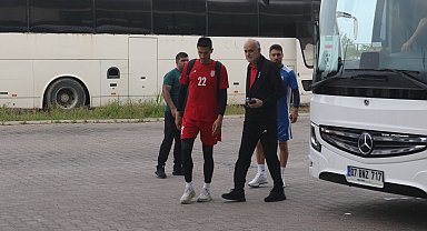 İran Milli takımı Dünya Kupası hazırlıklarına Antalya'da başladı
