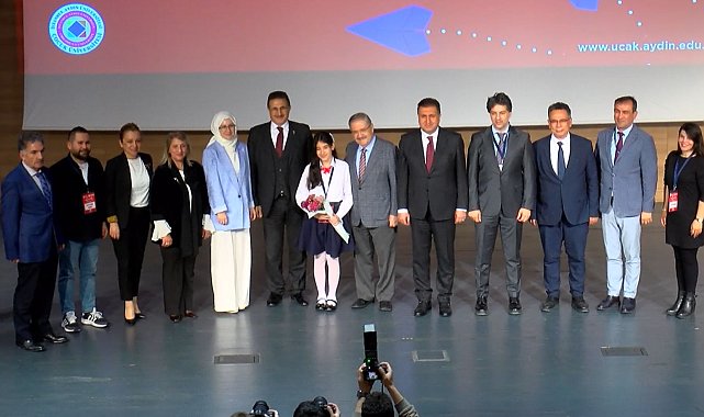 İstanbul Aydın Üniversitesi'nde 8'inci Çocuk Araştırmaları Kongresi başladı