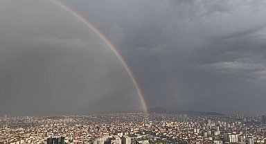 İstanbul'da yağışın ardından gökkuşağı sürprizi