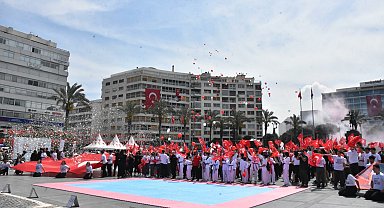 İzmir'de 19 Mayıs coşkusu