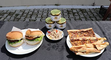 Kadın girişimciler istiridye mantarından köfte yaptı