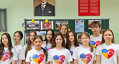 Kiev'de Ukraynalı öğrencilere Türkçe eğitim