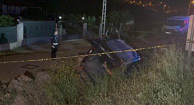 Kırıkkale'de hafif ticari araç şarampole devrildi; 1 ölü, 3 yaralı