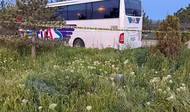 Konya'da yolcu otobüsü, TIR'a çarptı: 1 ölü, 8 yaralı
