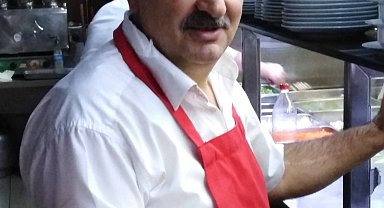 Kurban keserken kalp krizi geçirip öldü