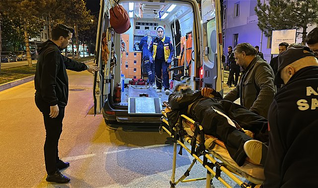 Kütahya'da 'yan bakma' kavgası; 2 yaralı
