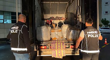 Malatya'da 166 bin uyuşturucu hap ele geçirildi; 2 gözaltı