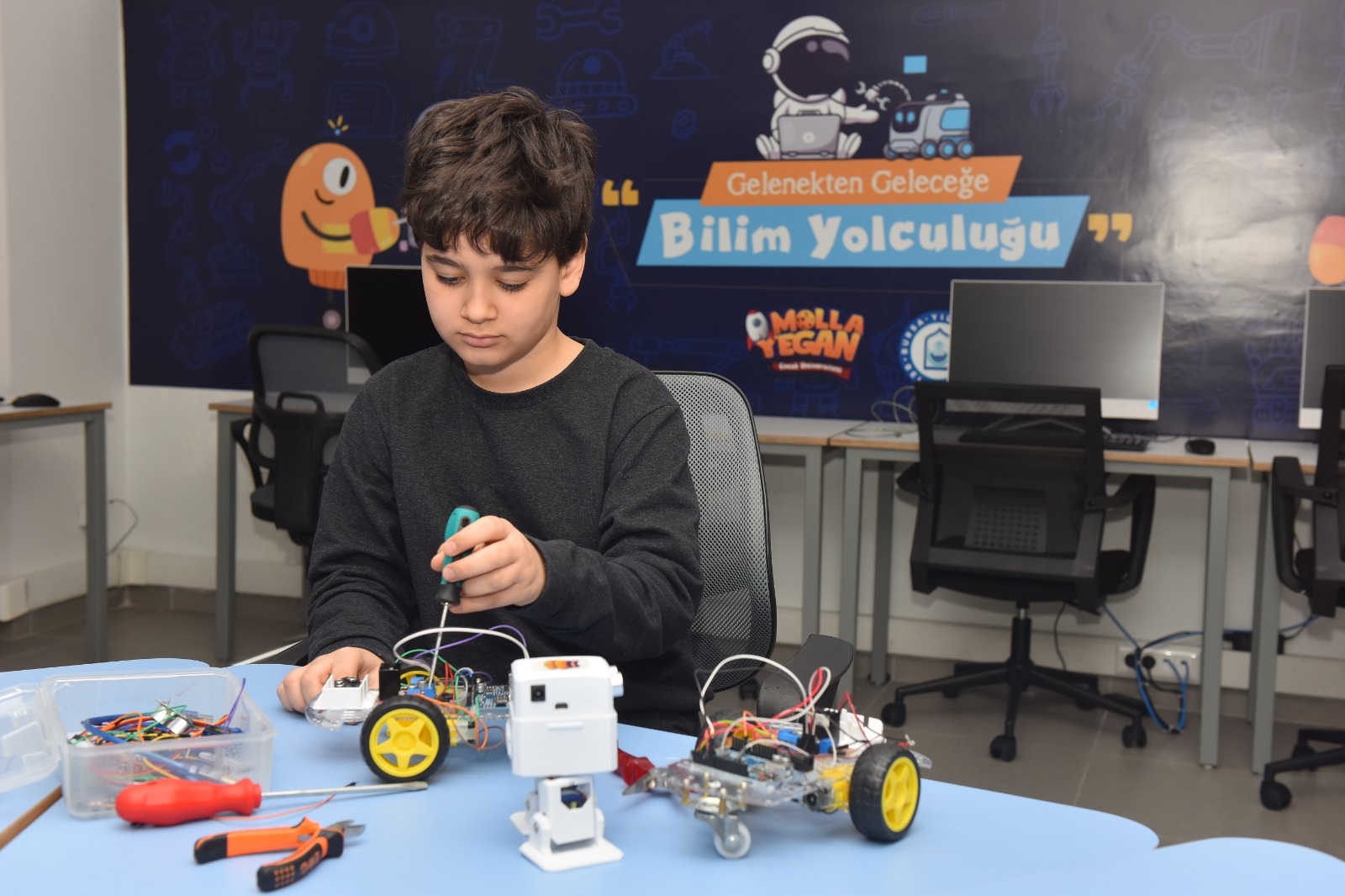 Molla yegân’da ders zili çaldı