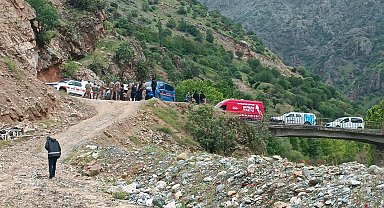 Muş'ta dereye düşen Gülsima aranıyor
