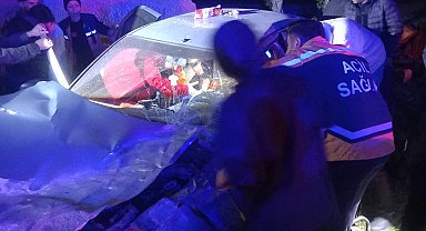 Muş'ta otomobil takla attı: 1 ölü, 3 yaralı
