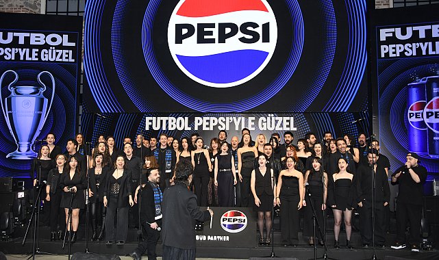 Necati Ateş ve Cenk Tosun, UEFA Şampiyonlar Ligi için düzenlenen özel maç izleme etkinliğine katıldı