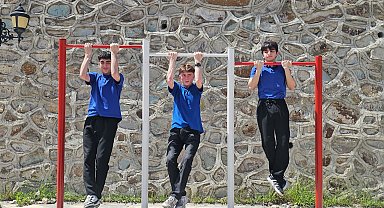 Öğrencilerin fiziksel gelişimine 'barfiks sistemi' desteği