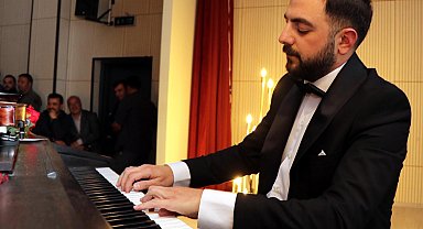 Oltu'da piyano resitali büyük ilgi gördü