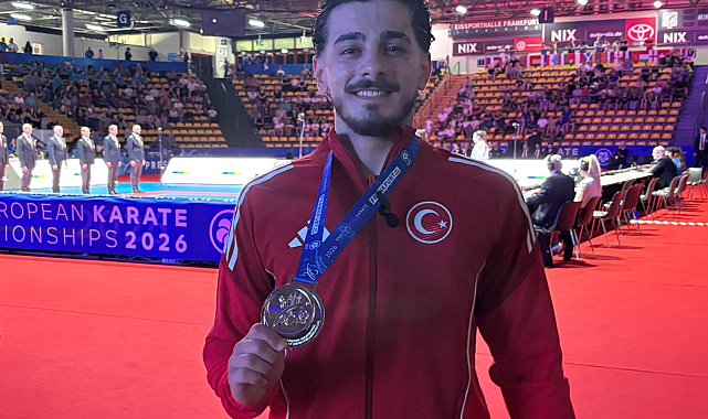 Ömer Faruk Yürür, Avrupa Karate Şampiyonası'nda altın madalya kazandı
