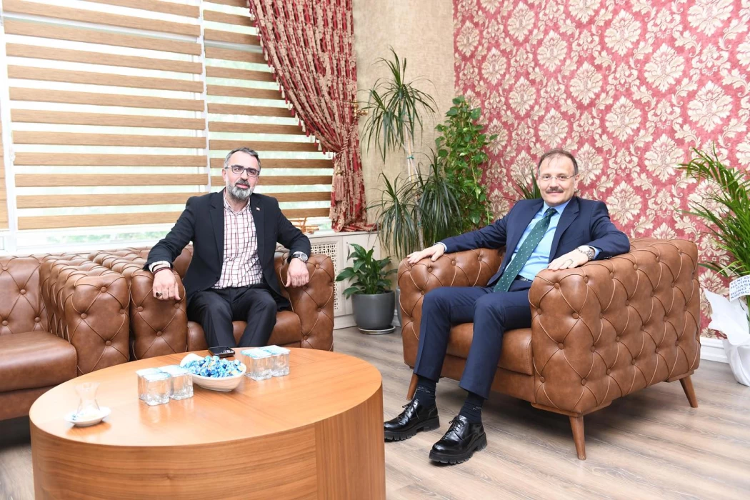 Önceki dönem Başbakan Yardımcımız Sayın Hakan Çavu...