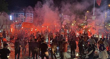 Osmaniye'de Galatasaray'ın şampiyonluğu kutlandı