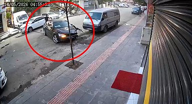 Otomobiliyle park halindeki 5 araca çarpıp kaçtı; o anlar kamerada