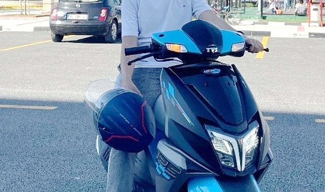 Otomobille çarpışan motosikletin sürücüsü öldü, arkadaşı yaralandı