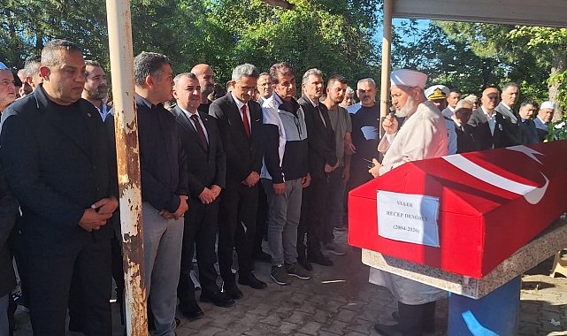 Piyade Er Recep Demirci gözyaşlarıyla son yolculuğuna uğurlandı