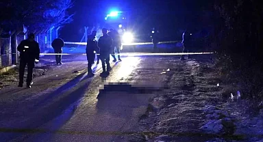Plastik kutularda 21 cenin bulundu!