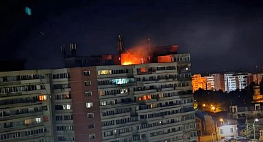 Romanya'da apartmana Rus İHA'sı düştü: 2 yaralı